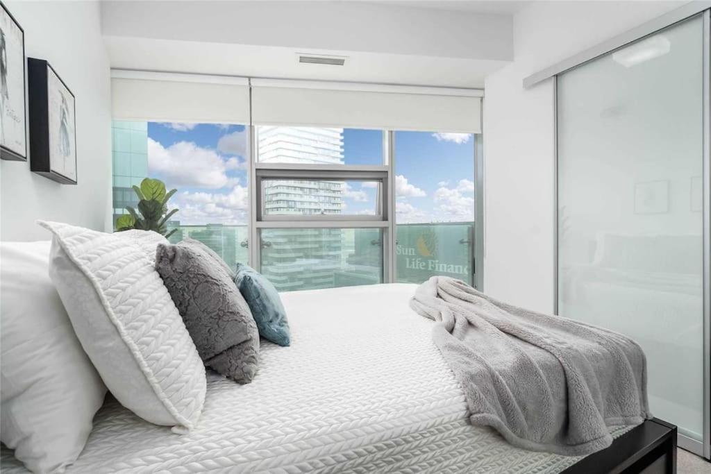 New Superior Lakeview Luxury Top Floor 3-Bedroom Suite On 48Th Floor Toronto Exteriör bild