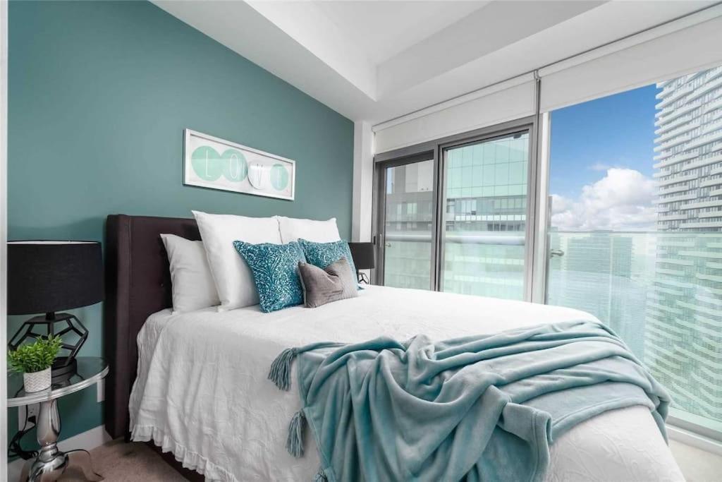 New Superior Lakeview Luxury Top Floor 3-Bedroom Suite On 48Th Floor Toronto Exteriör bild