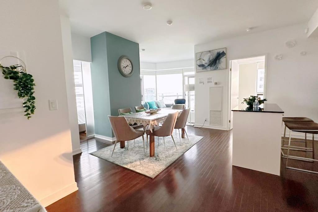 New Superior Lakeview Luxury Top Floor 3-Bedroom Suite On 48Th Floor Toronto Exteriör bild