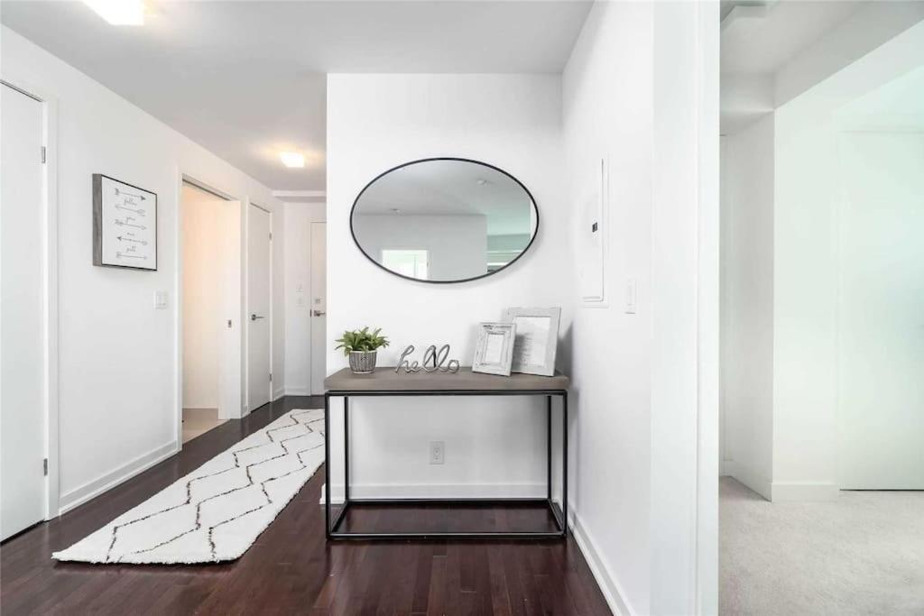 New Superior Lakeview Luxury Top Floor 3-Bedroom Suite On 48Th Floor Toronto Exteriör bild