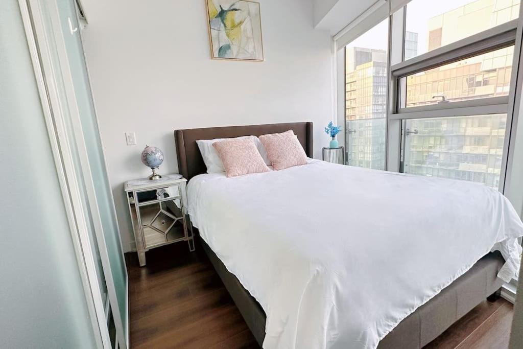 New Superior Lakeview Luxury Top Floor 3-Bedroom Suite On 48Th Floor Toronto Exteriör bild