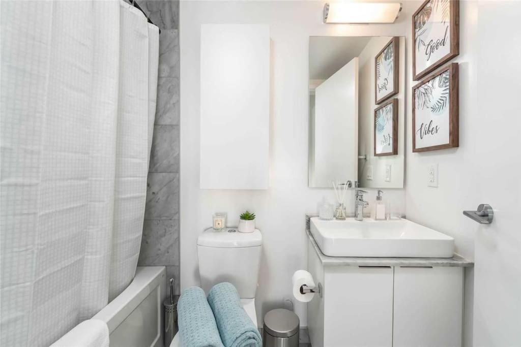 New Superior Lakeview Luxury Top Floor 3-Bedroom Suite On 48Th Floor Toronto Exteriör bild