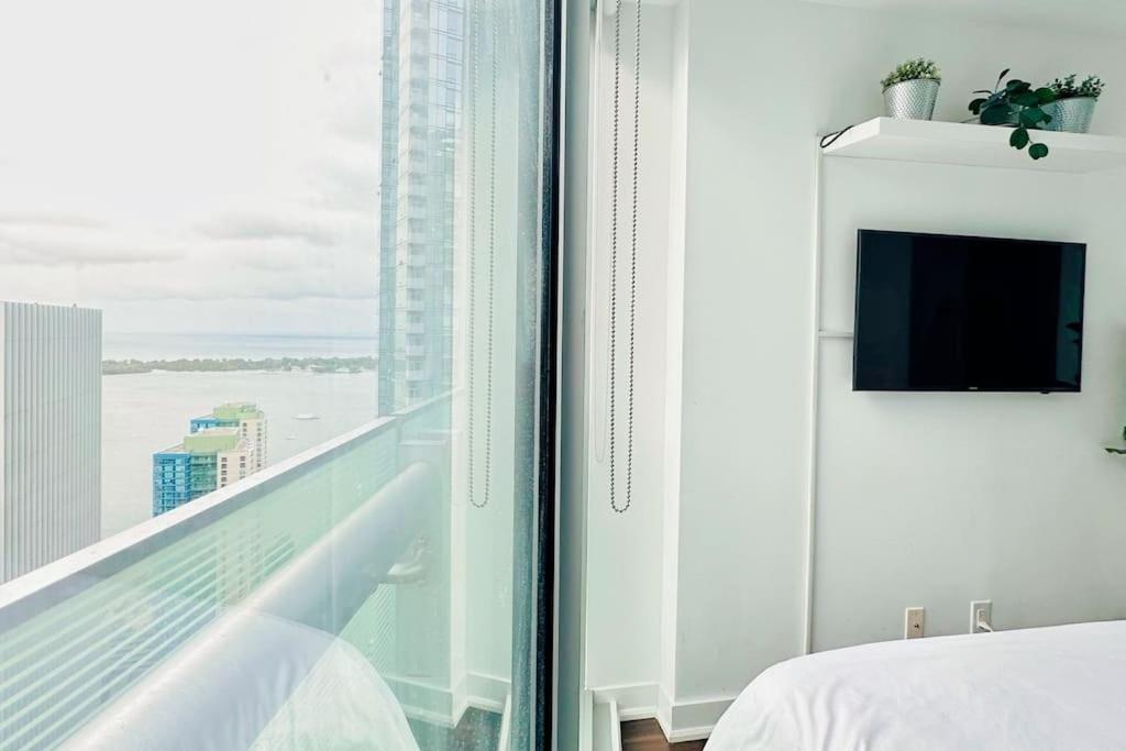 New Superior Lakeview Luxury Top Floor 3-Bedroom Suite On 48Th Floor Toronto Exteriör bild