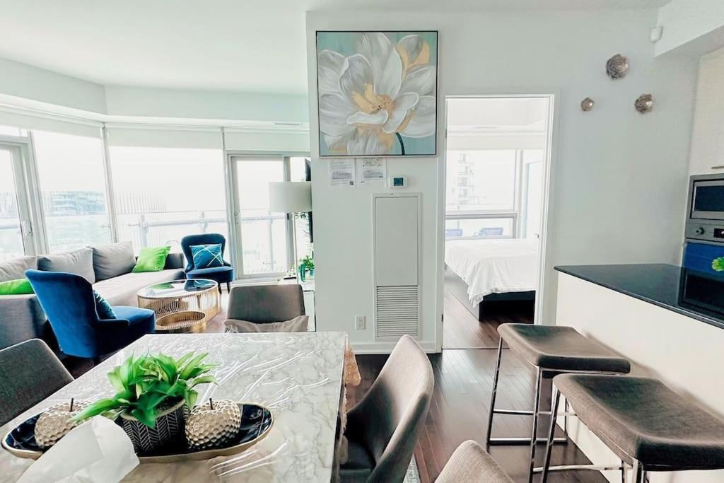 New Superior Lakeview Luxury Top Floor 3-Bedroom Suite On 48Th Floor Toronto Exteriör bild