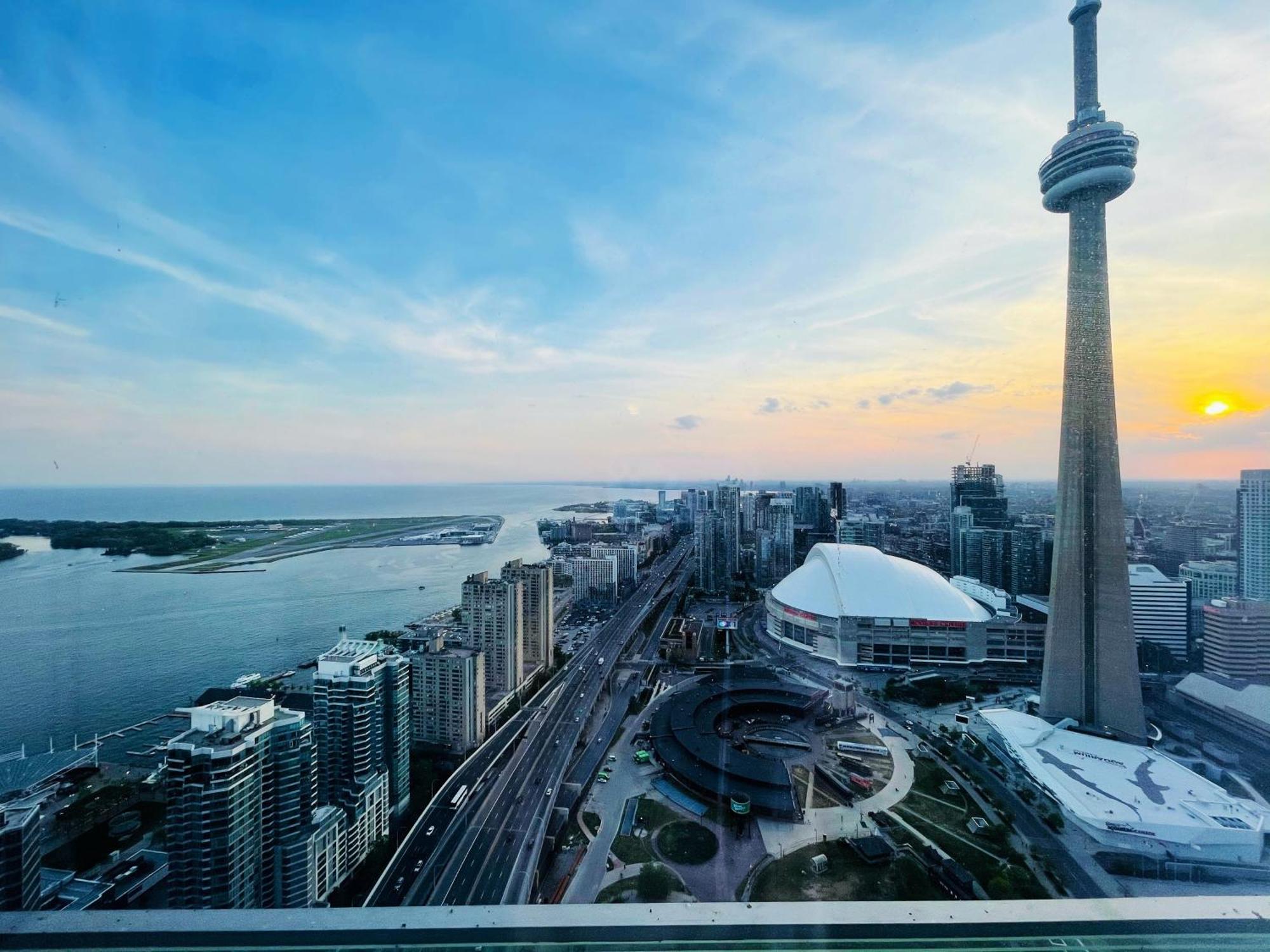 New Superior Lakeview Luxury Top Floor 3-Bedroom Suite On 48Th Floor Toronto Exteriör bild
